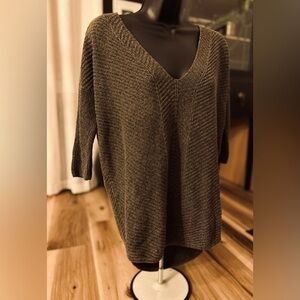 Express knitted V neck sweater, charcoal gray, size Small